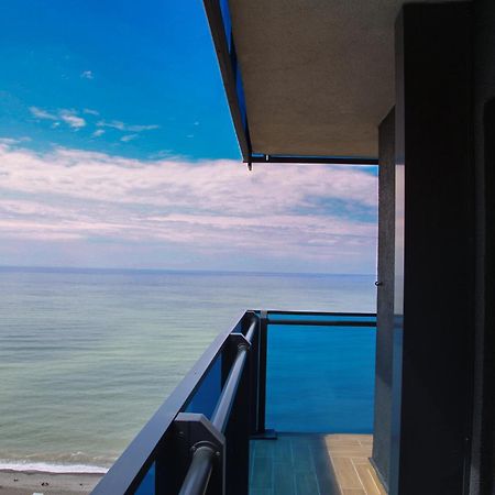 Orbi Twin Towers Aparthotel With Sea View Батумі Екстер'єр фото
