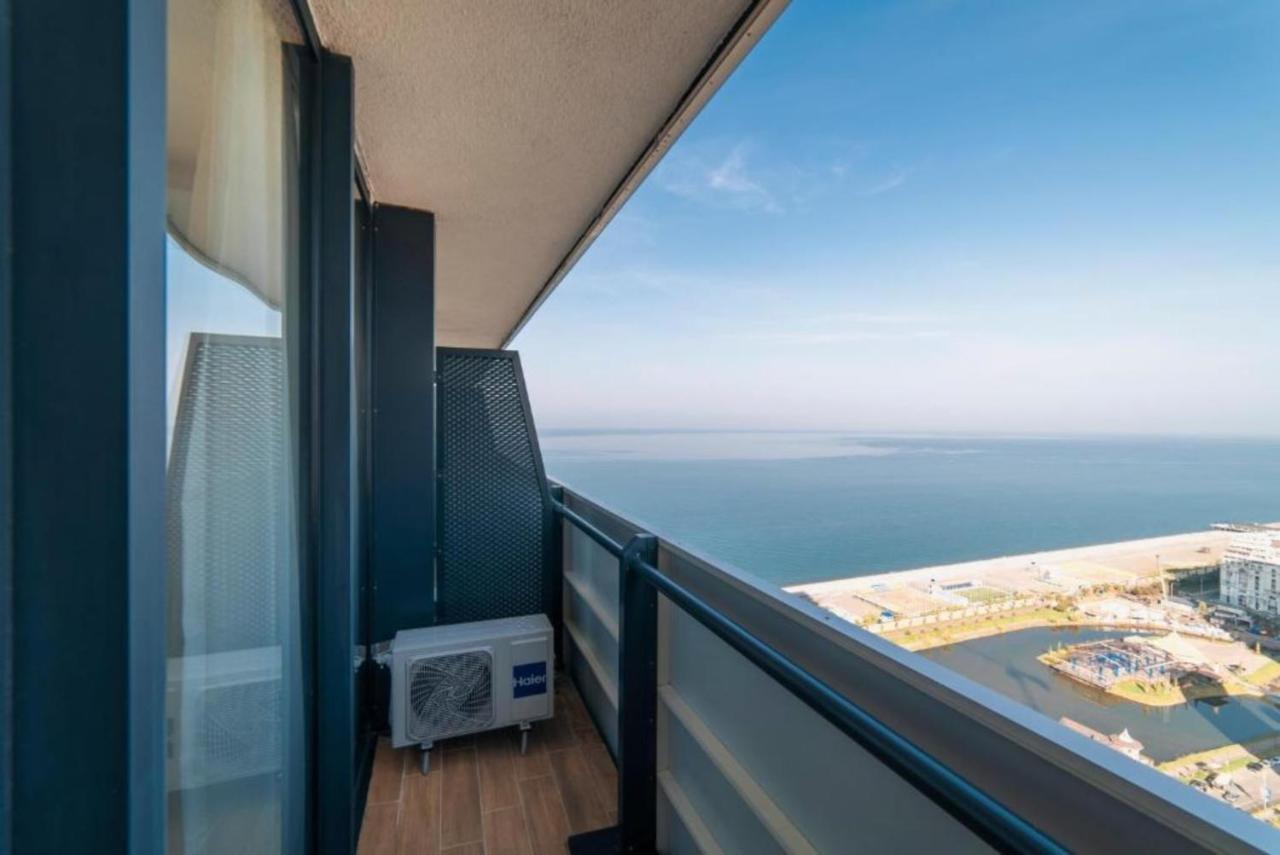 Orbi Twin Towers Aparthotel With Sea View Батумі Екстер'єр фото