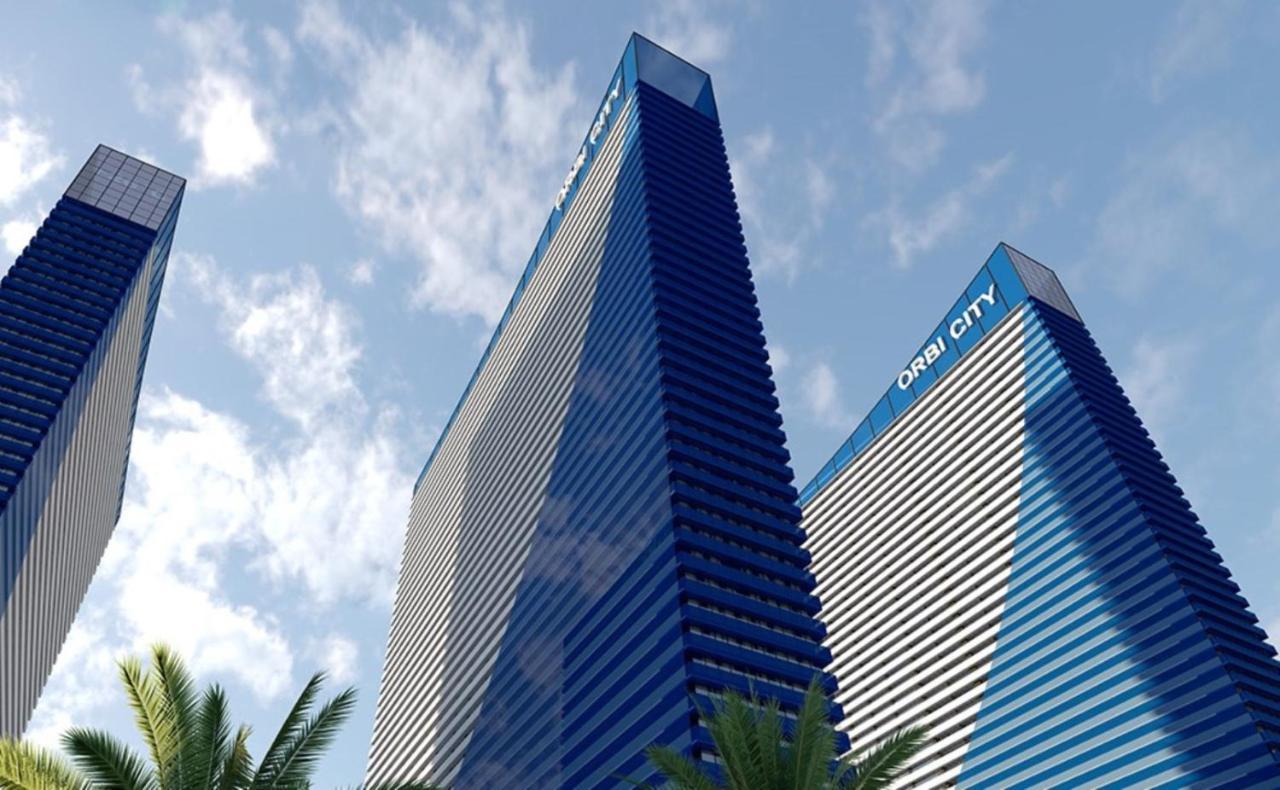 Orbi Twin Towers Aparthotel With Sea View Батумі Екстер'єр фото