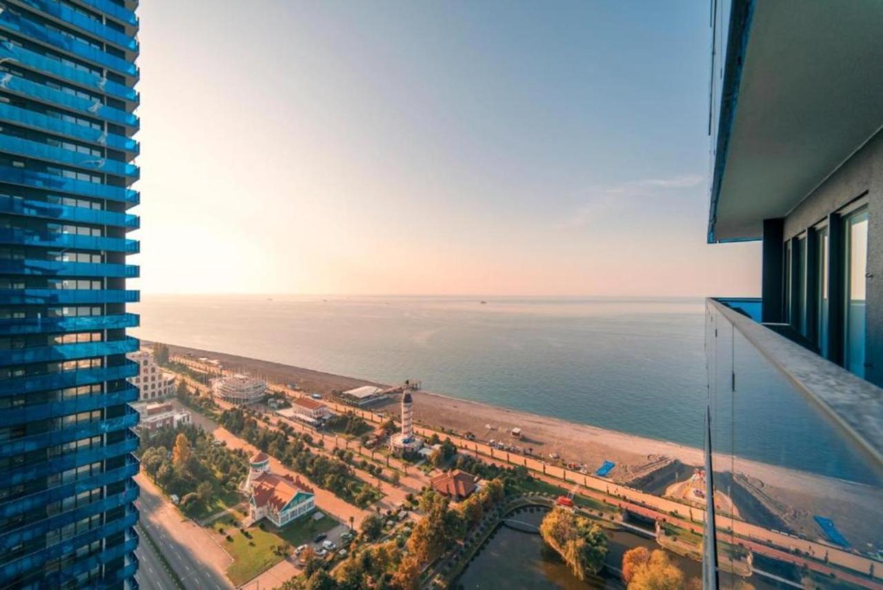 Orbi Twin Towers Aparthotel With Sea View Батумі Екстер'єр фото