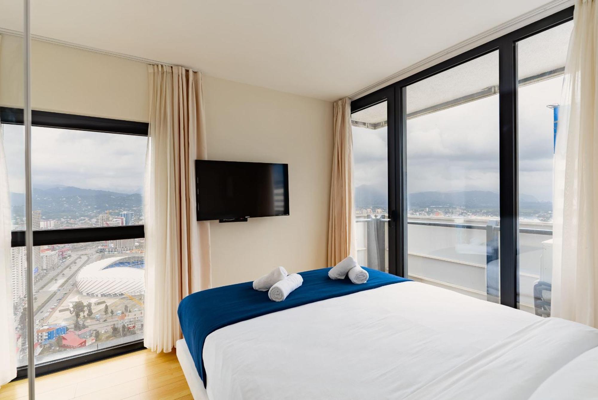 Orbi Twin Towers Aparthotel With Sea View Батумі Екстер'єр фото