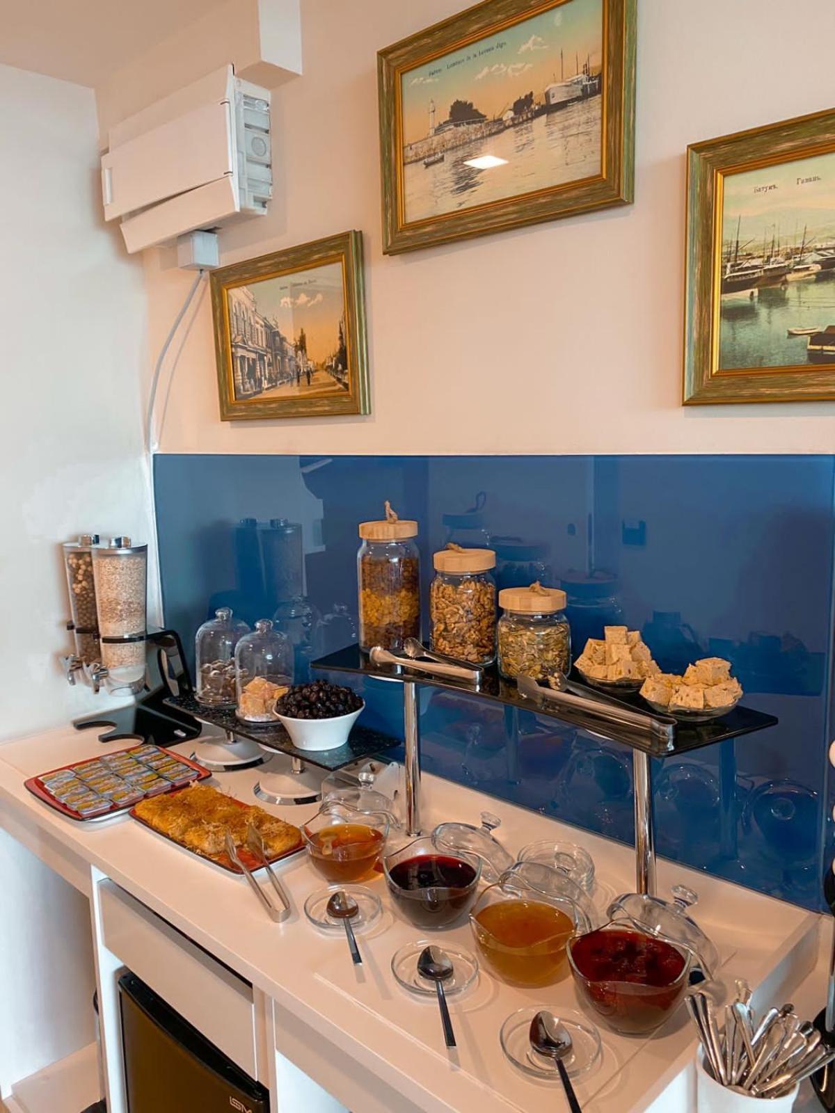 Orbi Twin Towers Aparthotel With Sea View Батумі Екстер'єр фото